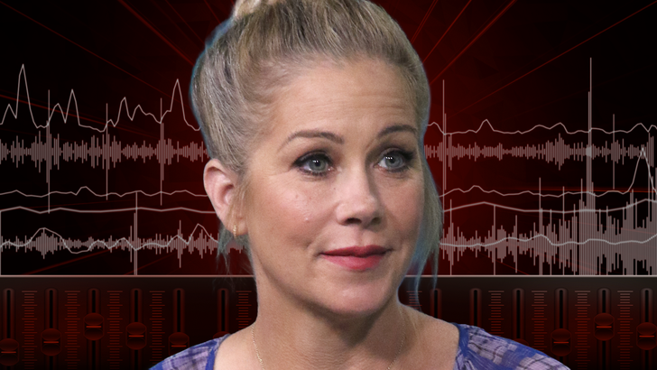 Christina-Applegate-AUDIO-2 (1)