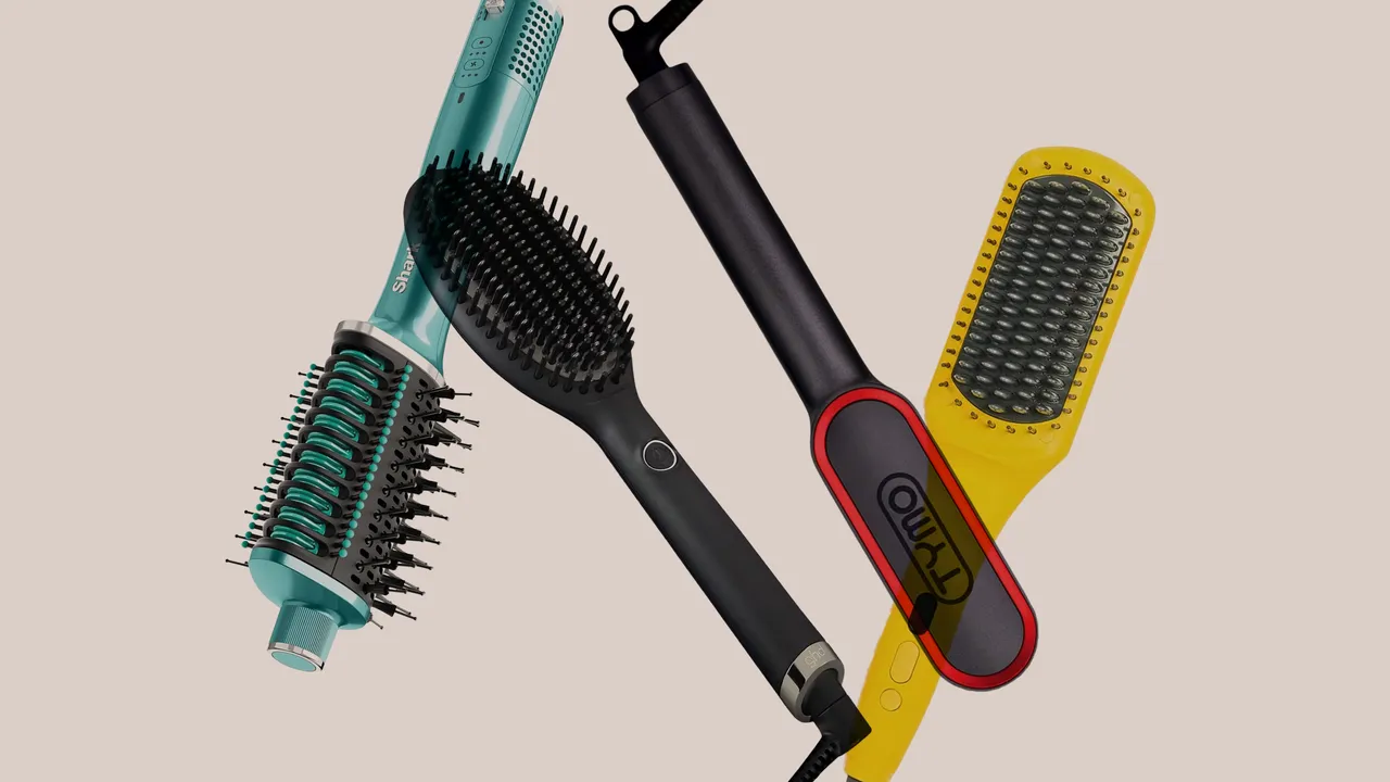 6 Best Hair-Straightening Combs 2026 for Salon-Smooth Blowouts