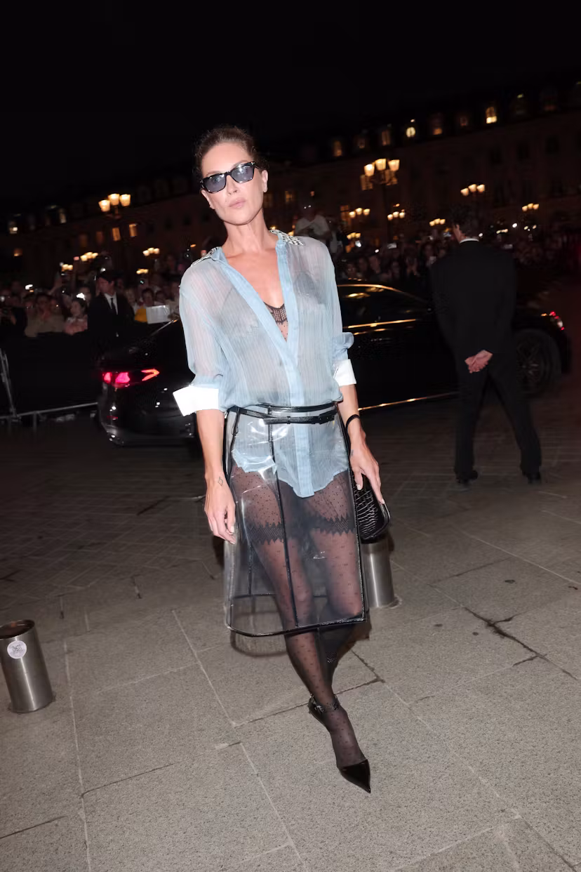 PARIS, FRANCE - SEPTEMBER 30: Erin Wasson attends TOM FORD Défilé Spring/Summer 2027 as part of Pari...