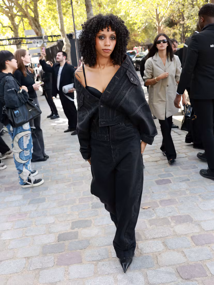 PARIS, FRANCE - OCTOBER 01: Nia Archives attends the Balenciaga Womenswear Spring/Summer 2027 show a...
