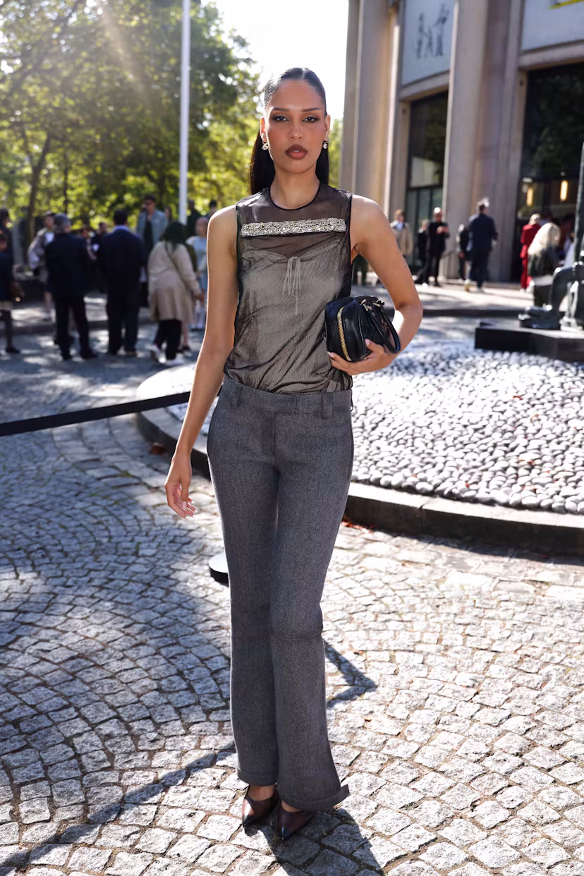 PARIS, FRANCE - OCTOBER 04: Nara Smith attends the Miu Miu Womenswear Spring/Summer 2027 show as par...