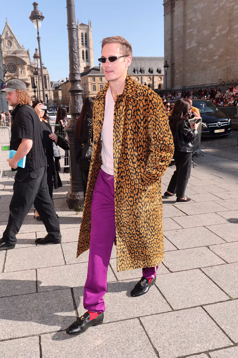PARIS, FRANCE - OCTOBER 04: Alexander Skarsgård arrives at the Valentino 