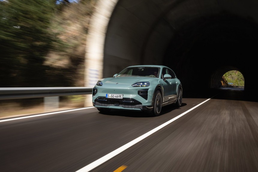 Porsche Cayenne Turbo Electric Porsche Cayenne Turbo Electric