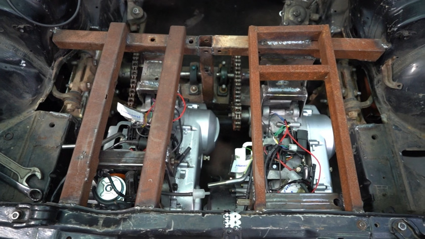 Four combustion engines in a car