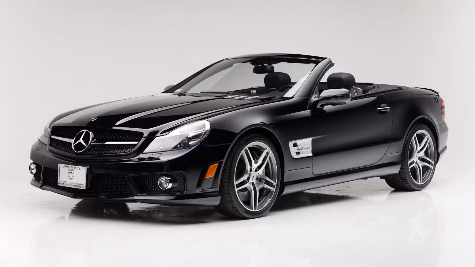 2009 Mercedes Benz SL63 AMG front 3/4 shot parked in studio