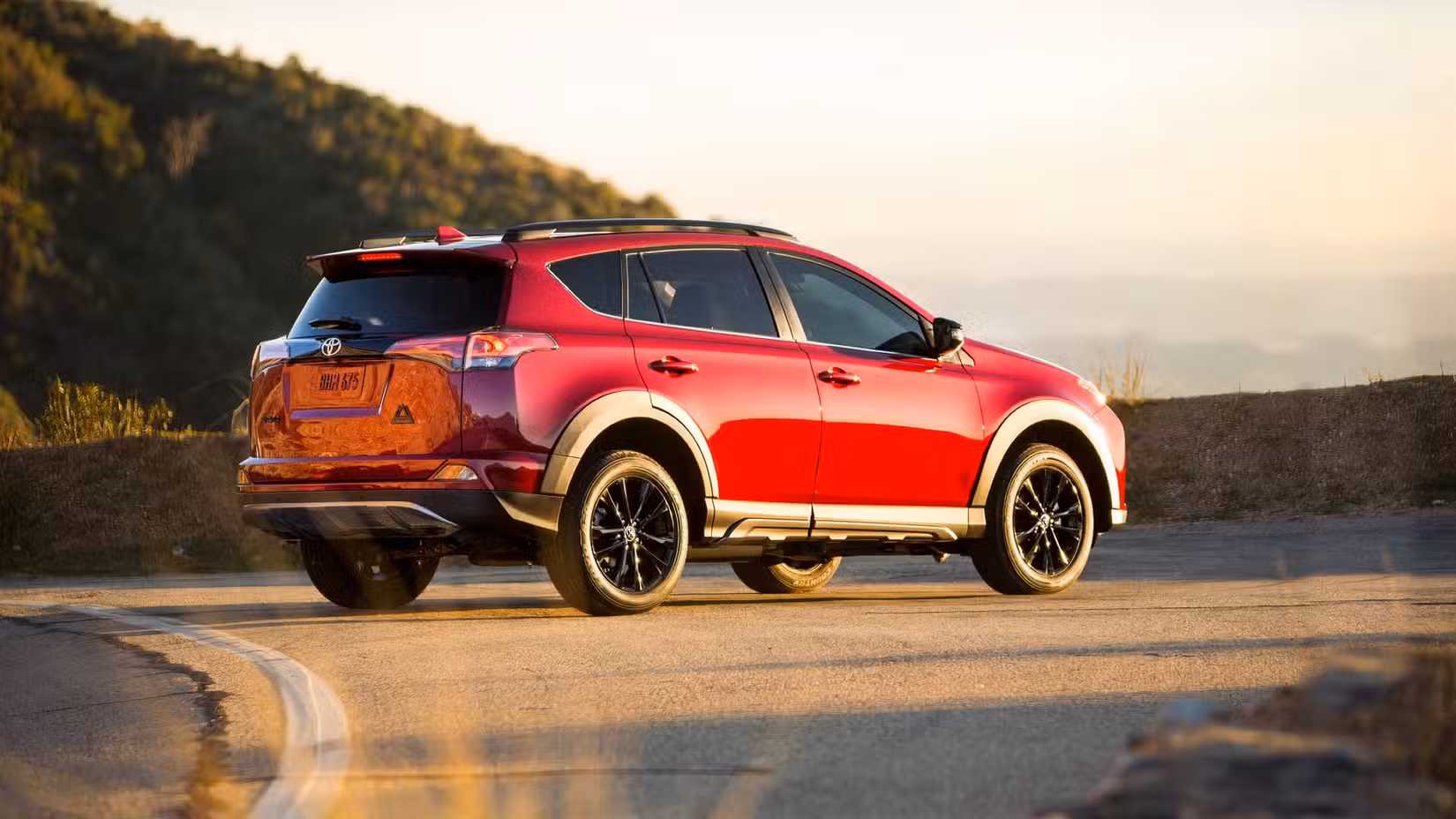 2018 Toyota RAV4 Rear 3/4 shot parked
