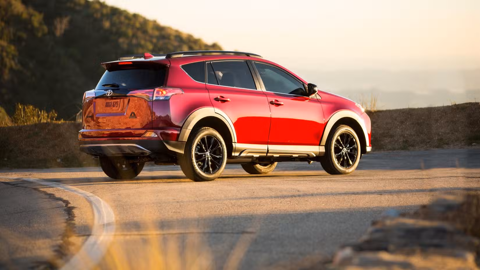 2018 Toyota RAV4 rear far