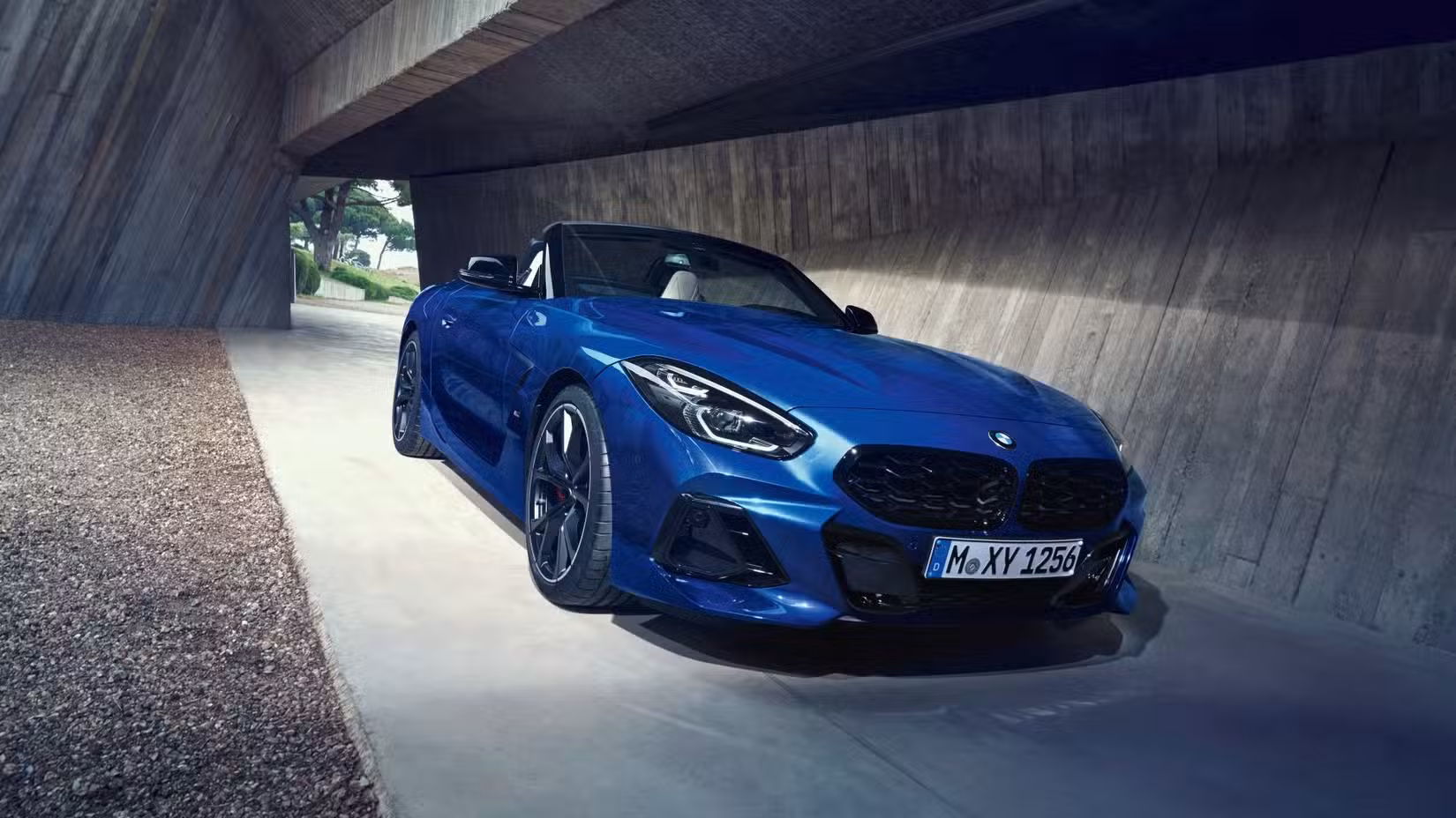 Front and partial side view of a BMW Z4 M40i