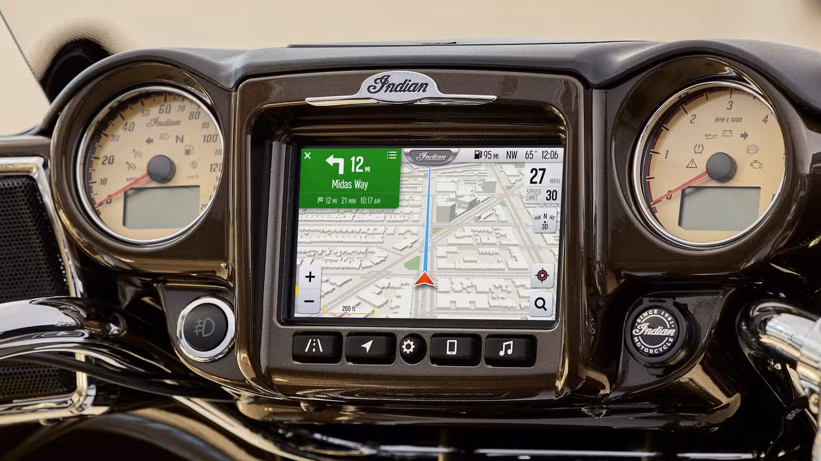 2023 Indian Roadmaster dashboard close-up detail