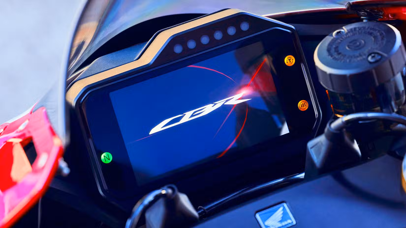 2025 Honda CBR1000RR-R Fireblade SP TFT display close-up detail