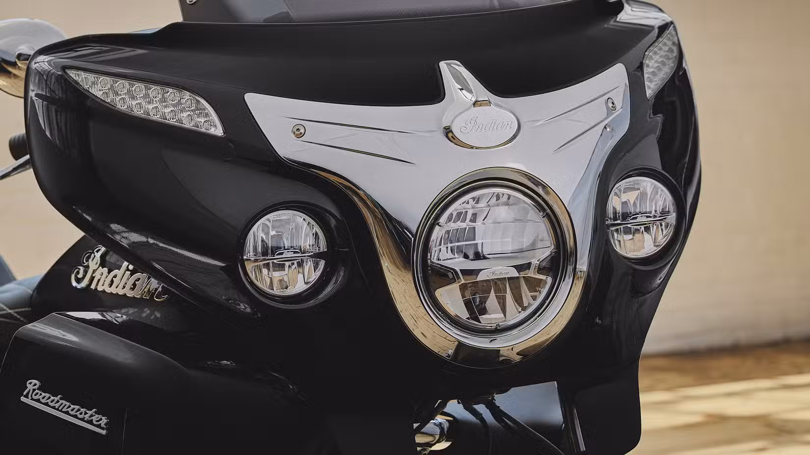 2025 Indian Roadmaster front fairing close-up detail