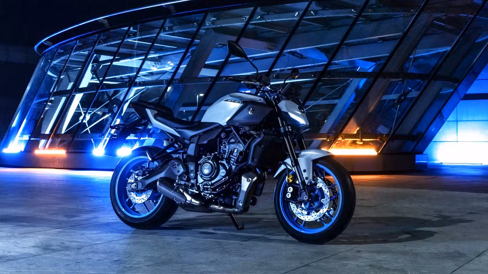 Static shot of a Yamaha MT-07 parked at night