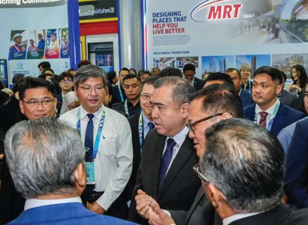 Loke: No decision to raise motorcycle licence age to 18