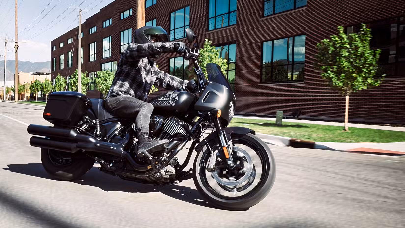 2026 Indian Sport Chief RT cornering action 