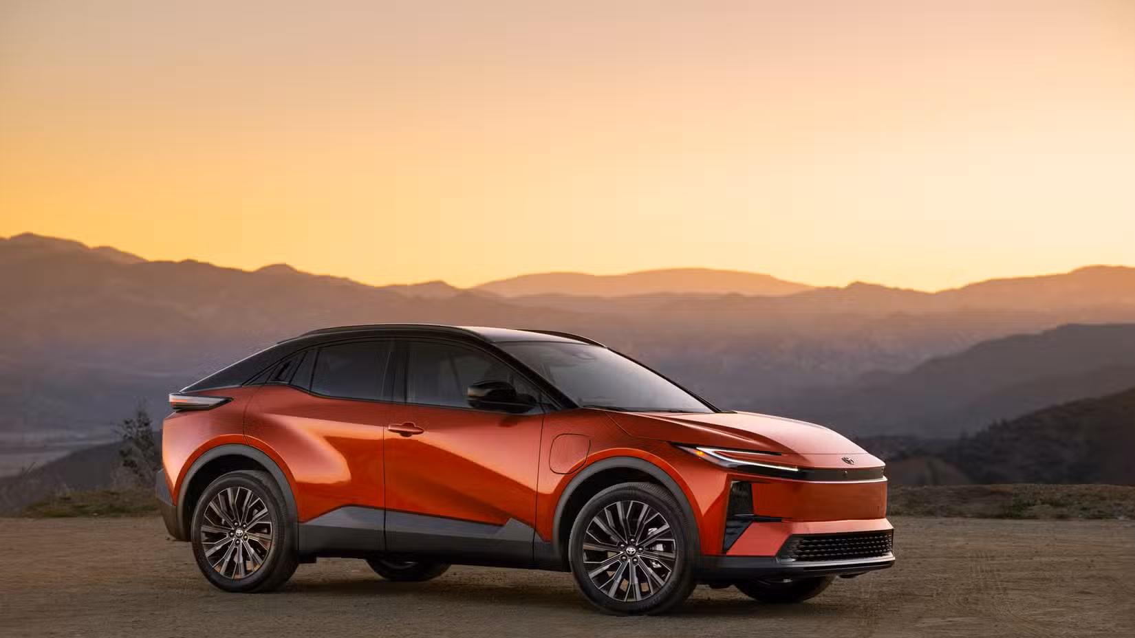 2027 Toyota C-HR-45