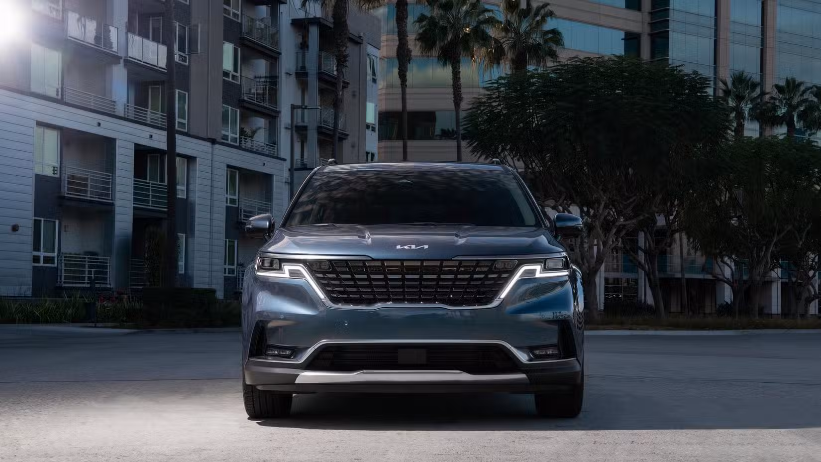 2024 Kia Carnival front shot parked