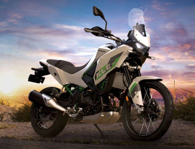 Kawasaki KLE500 SE now comes with Smartride clutch, tubeless tyres, three factory accessory packages