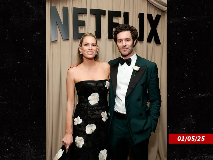 erin-foster-Adam-Brody-getty-2
