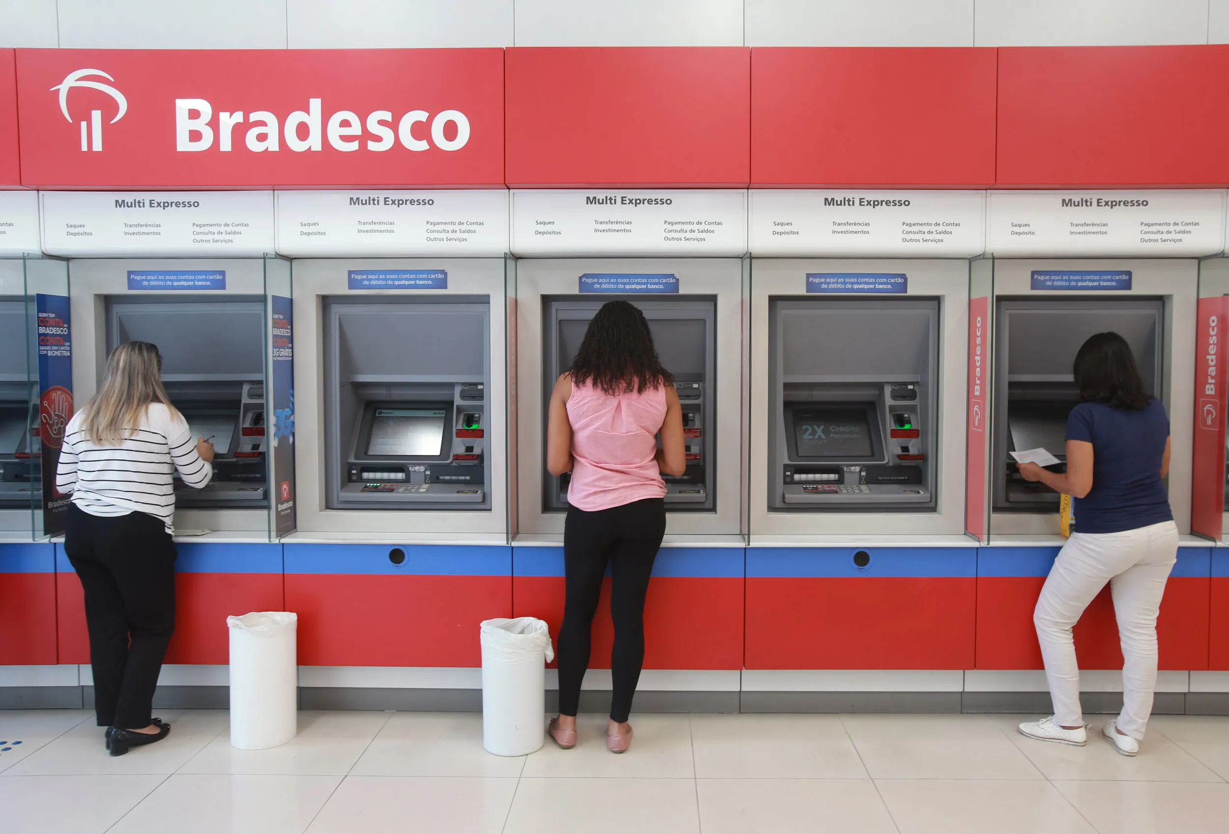 Bradesco tem nova alta seguida no lucro e ações sobem, mas inadimplência preocupa