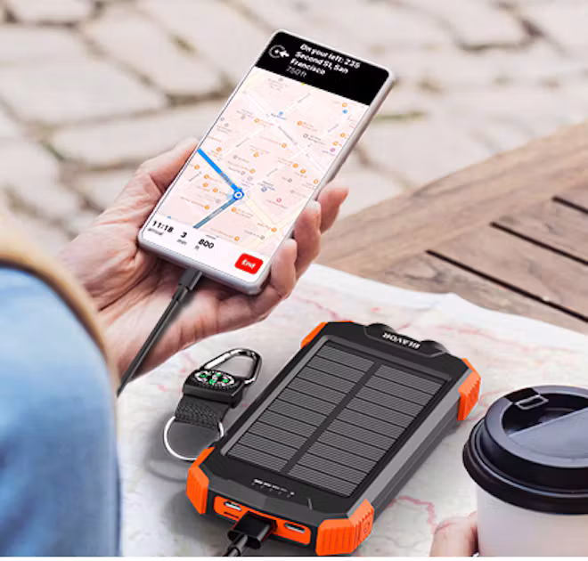BLAVOR Solar Charger