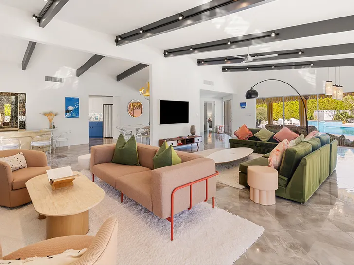 0218-Marilyn-Monroe-Former-Palm-Springs-Home-For-Sale-Sub2