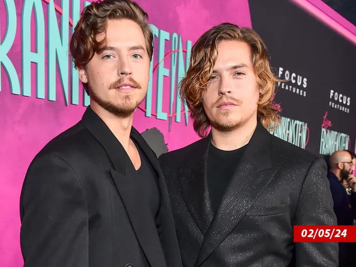 cole and dylan sprouse getty