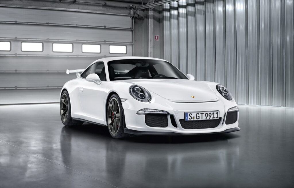  French Police Bust A Man Driving His Porsche 911 At 194 MPH