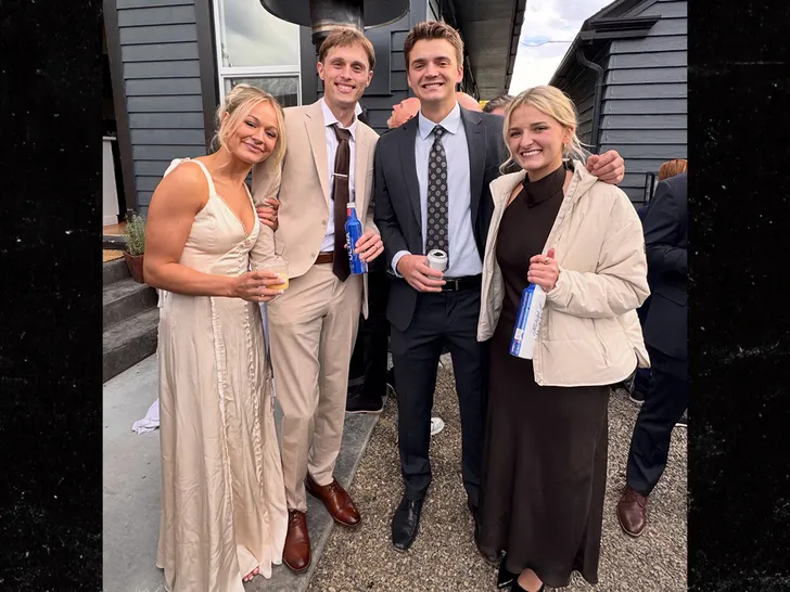 Emily-Alandt-and-Hunter-Johnson-ig-2