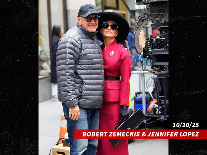Jennifer-Lopez-Robert-Zemeckis-getty-2