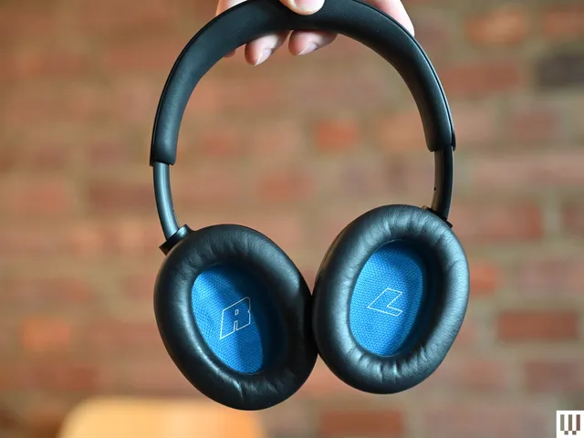 Image may contain: Electronics, and Headphones