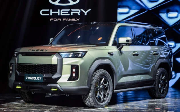 Chery Tiggo X7 and third-gen Tiggo 7 revealed in China – rugged and urban C-SUVs destined for global markets