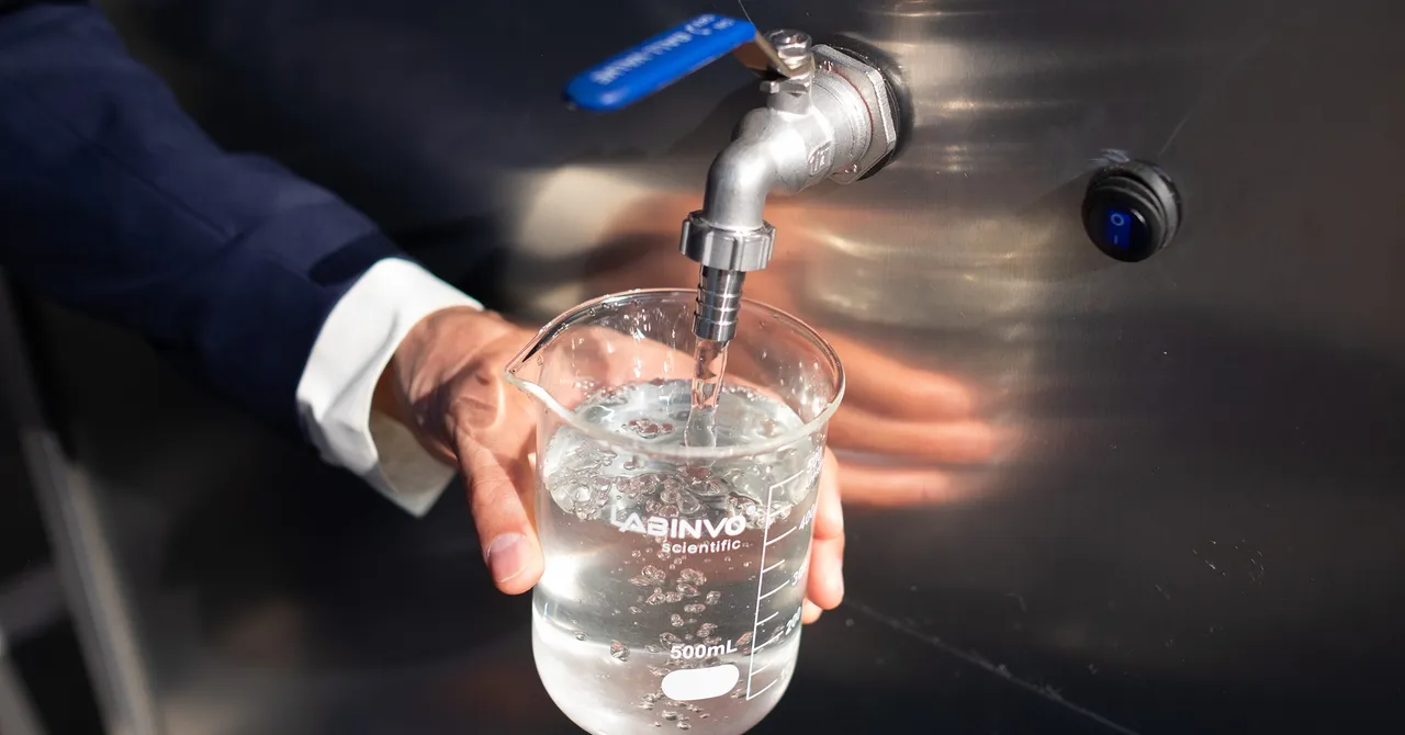A Startup Has a Plan to Make Water From Air Using Data Centers’ Waste Heat