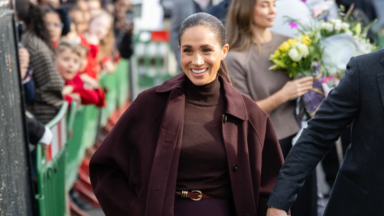 Meghan Markle Makes Her Very First UK Public Getaway– With a Down-to-Earth Face-lift