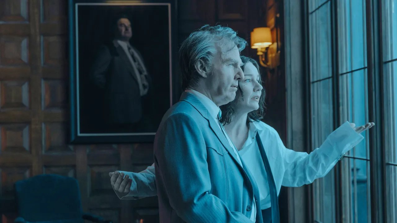 Jane Fonda, Anne Hathaway, Guillermo del Toro … Hollywood Comes to Tom Cruise’s Help After ‘Miner’ Flop
