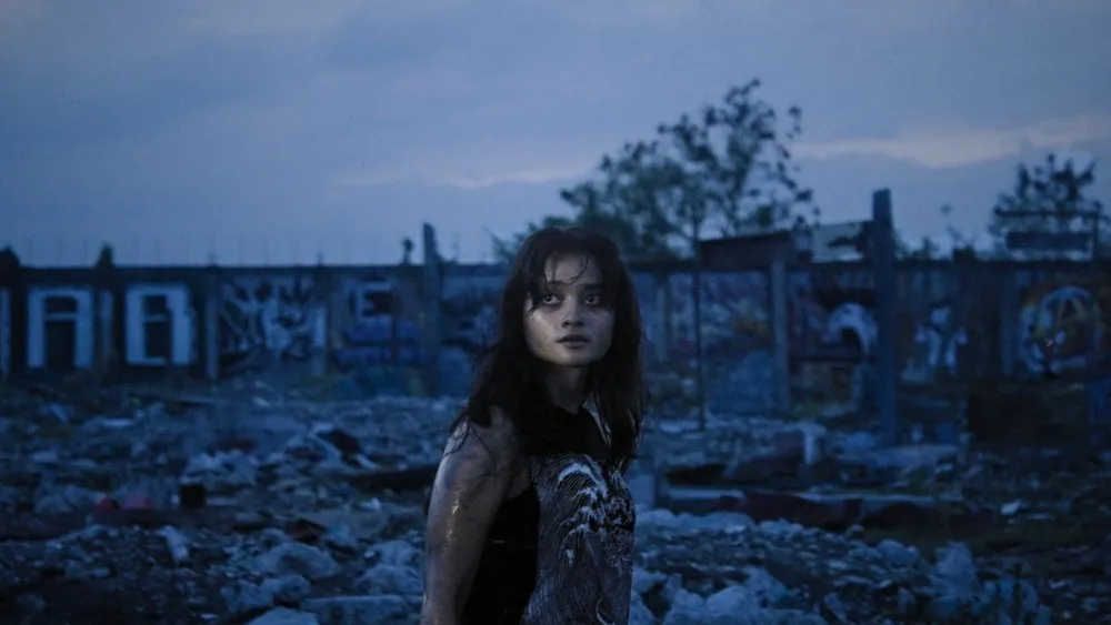 Busan Winner ‘Ria,’ Arvin Belarmino’s Punk Debut, Boards Lights On