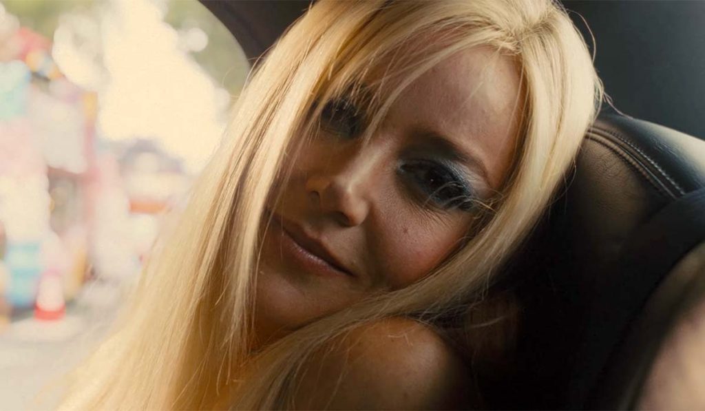 Abbie Cornish On Playing Anna Nicole Smith, Finding Her Vulnerability & Feeling A Spiritual Connection In ‘Trust Me, I’m A Doctor’ [Interview]