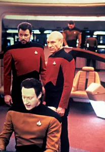 STAR TREK: THE NEXT GENERATION, 1987-94, Patrick Stewart, Jonathan Frakes, Brent Spiner, in the 3rd Season cliffhanger finale episode, Best of Both Worlds-Pt.1 5/18/90- Ep#174. Paramount/Courtesy: Everett Collection.