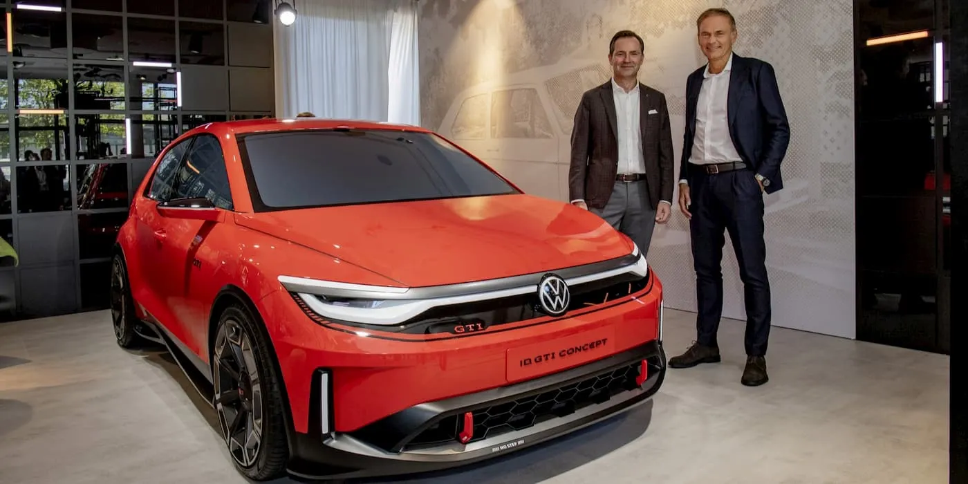 Volkswagen-Golf-EV-suspended