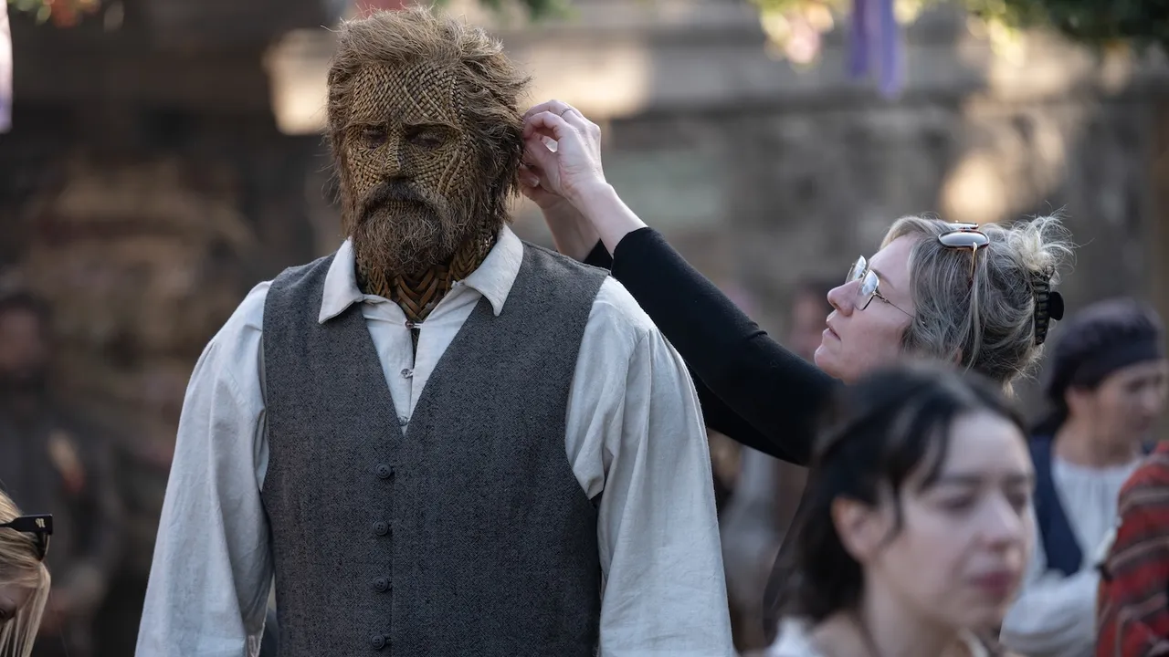 Inside Alexander Skarsgård’s Wicker Transformation, From Flax Lashes to His Basketweave Bulge
