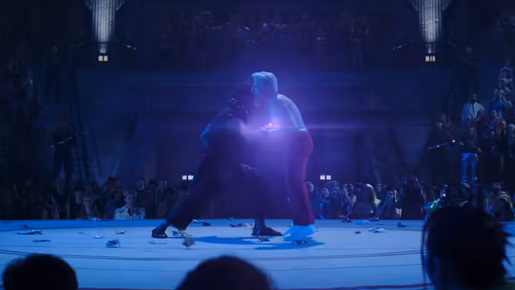 Akuma fighting Joe in Street Fighter