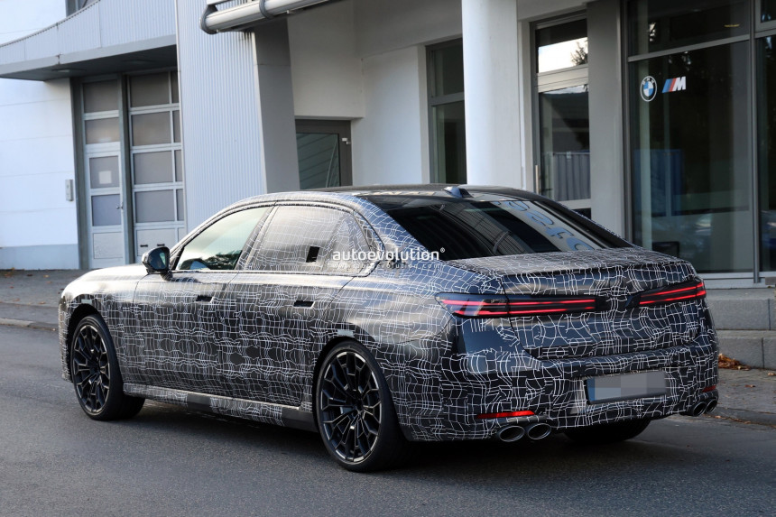 2028 Alpina 7
