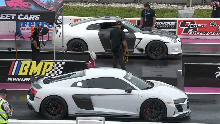 Audi R8 vs. Nissan GT-R