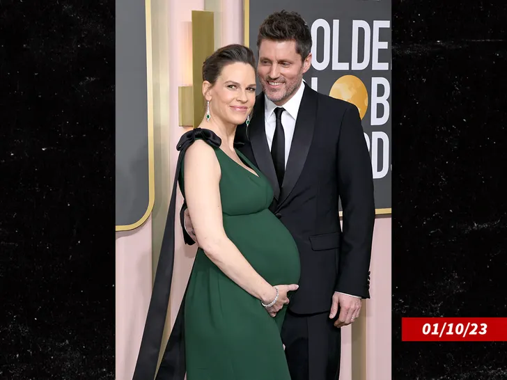 hilary-swank-Philip-Schneider-getty-1