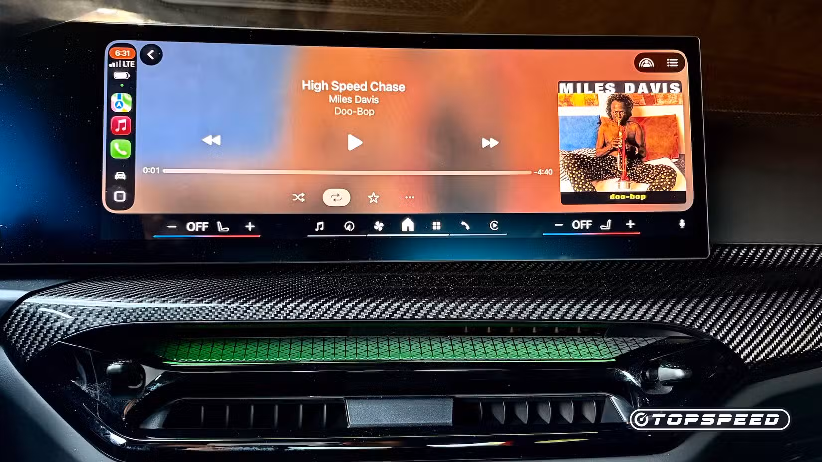 BMW M4 CS tech infortainment screen