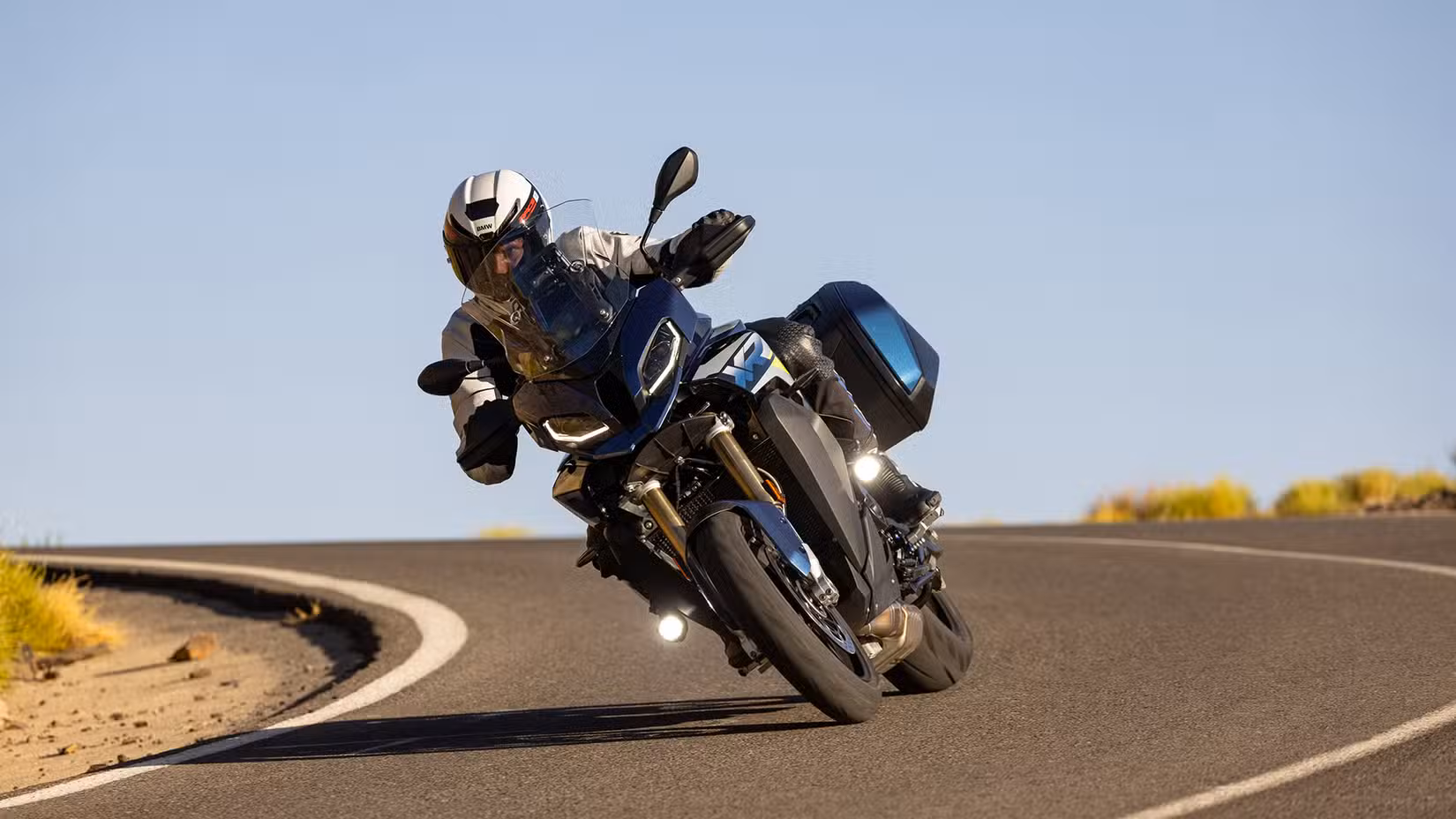 BMW S 1000 XR cornering with saddlebags