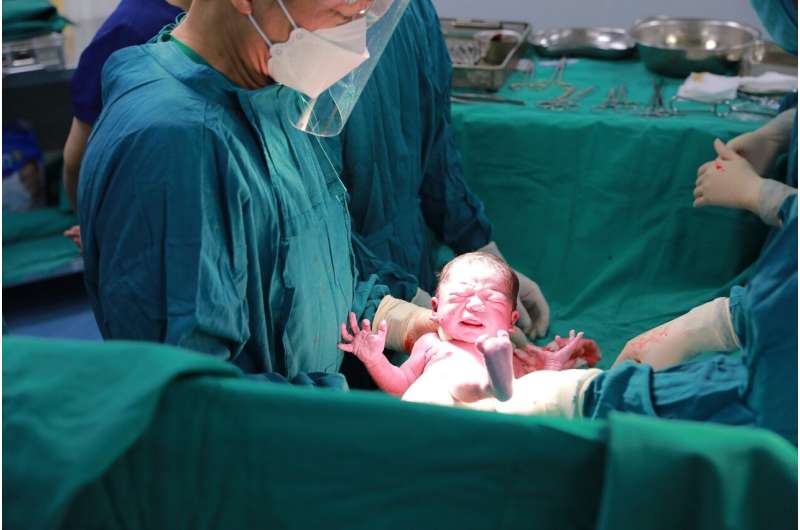 Credit: Pixabay/CC0 Public Domain cesarean