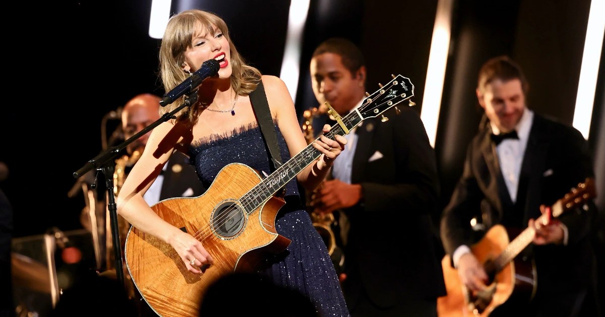 Taylor Swift Takes Over 1 of Hollywood’s Biggest Nights With Toy Story 5 Song