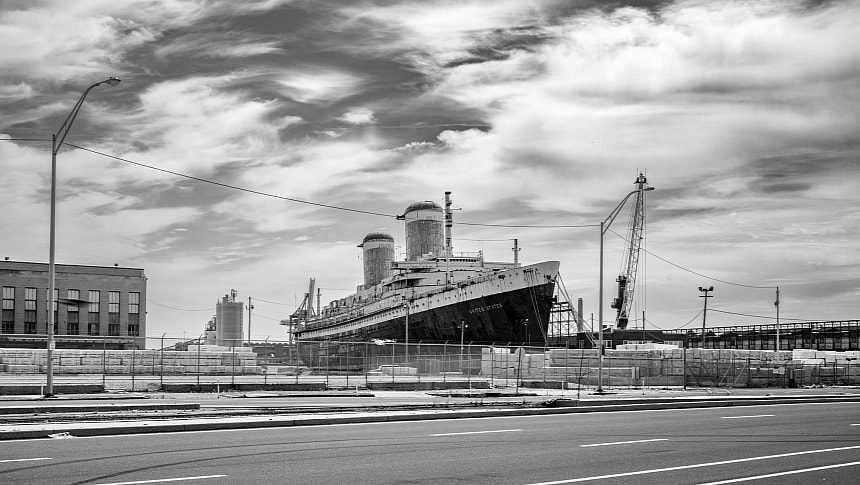 The SS United States will be deployed as artificial reef in November 2026