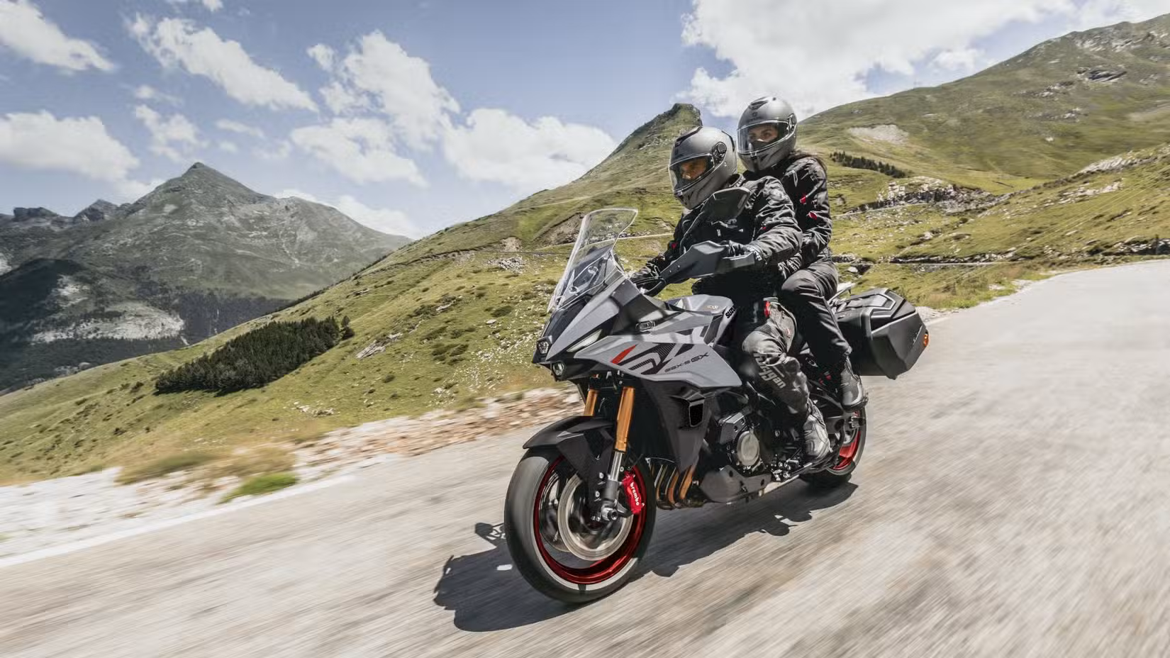 Suzuki GSX-S1000GX+ fully equipped with a pillion 