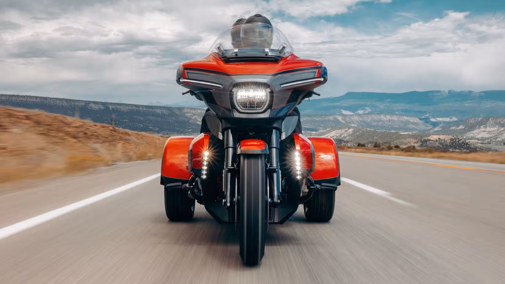 Front tracking shot of a Harley-Davidson CVO Street Glide 3 Limited